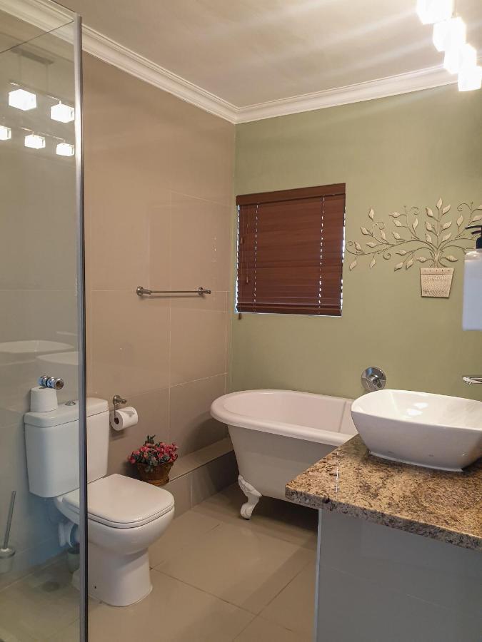 3Coloursblue Guest House Mossel Bay Exterior foto
